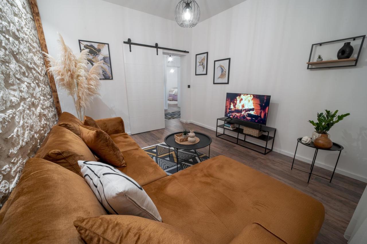 Ema'S Oasis Mostar House, Your Perfect Getaway, Free Private Parking And Garden 外观 照片