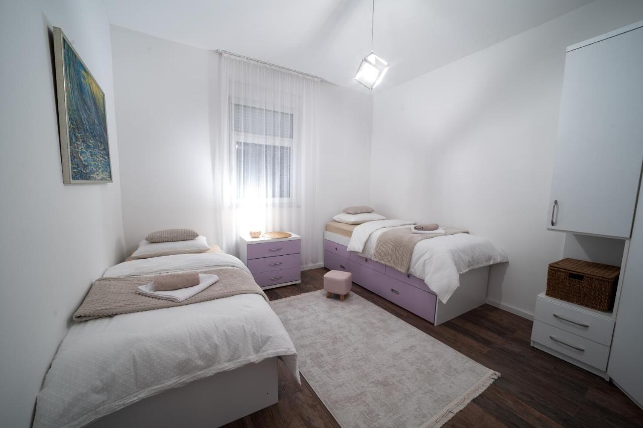 Ema'S Oasis Mostar House, Your Perfect Getaway, Free Private Parking And Garden 外观 照片